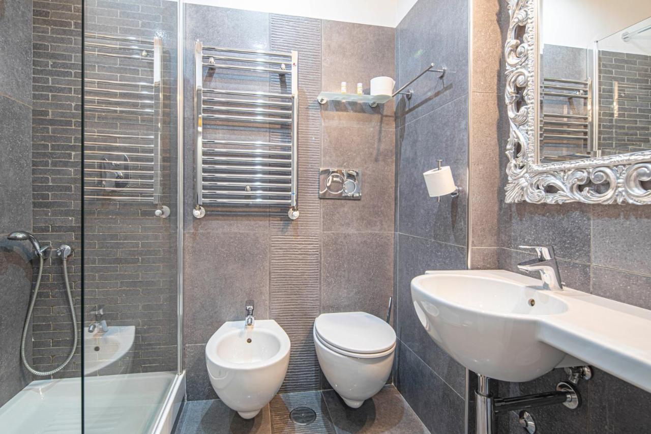 Domus Castrense Bed & Breakfast Rome Exterior photo